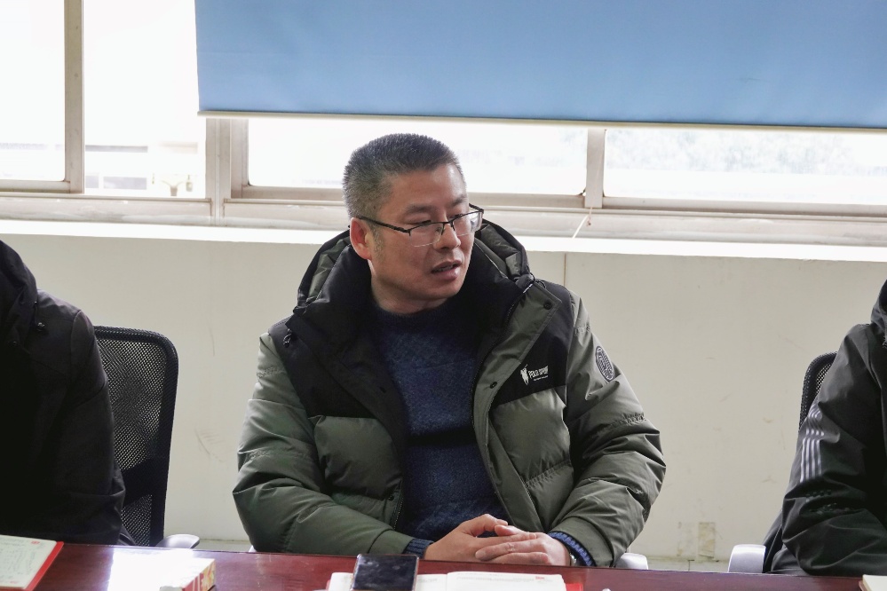 环球国际科技开展“书记课堂”主题党日运动_2023_环球国际资讯_新闻资讯_环球国际