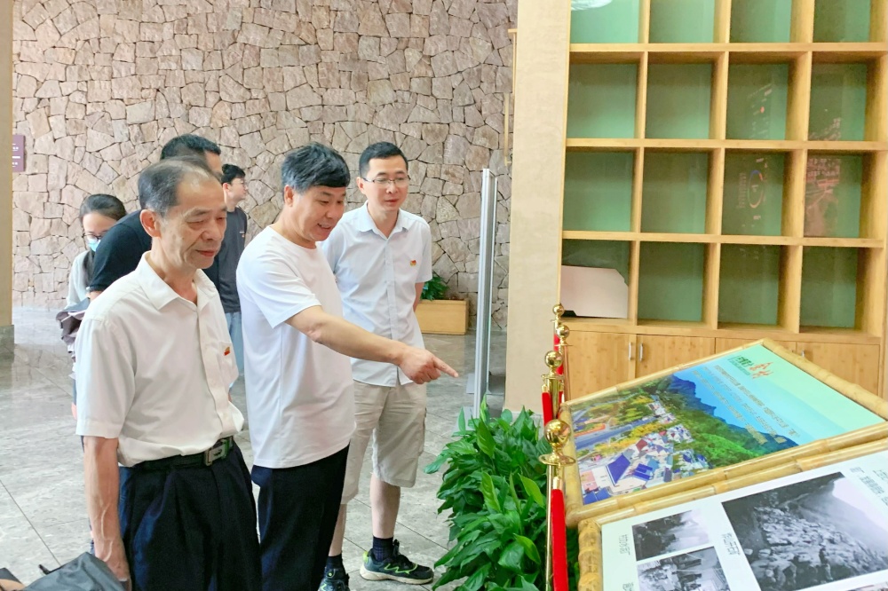 重温“两山”理论，，，同谋绿色生长——环球国际科技党支部赴安吉余村开展主题党日运动_2023_环球国际资讯_新闻资讯_环球国际