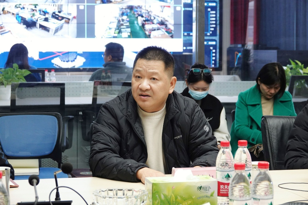 海宁市市长许红莲一行莅临环球国际科技走访调研_2023_环球国际资讯_新闻资讯_环球国际