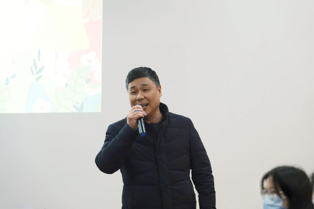 环球国际科技开展“青春熠熠，，，，，，焙享甜蜜”三八妇女节蛋糕制作运动_2024_环球国际资讯_新闻资讯_环球国际
